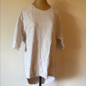 T.La sz XS long Casual light Gray Oversized T-Shirt tunic short sleeve